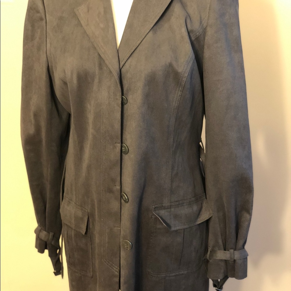 Grey Coat perfect for transition between seasons!